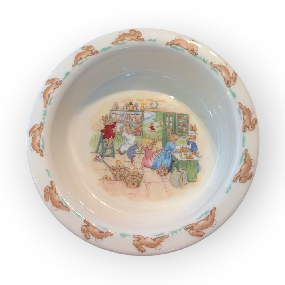 Bunnykins Royal Doulton Cereal Bowl General Store Scene